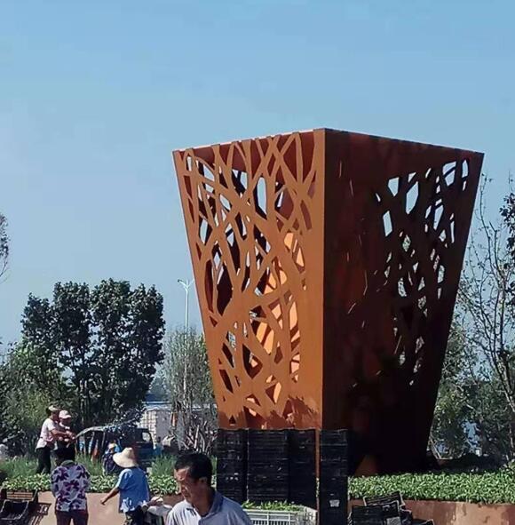 南召耐候钢板雕塑